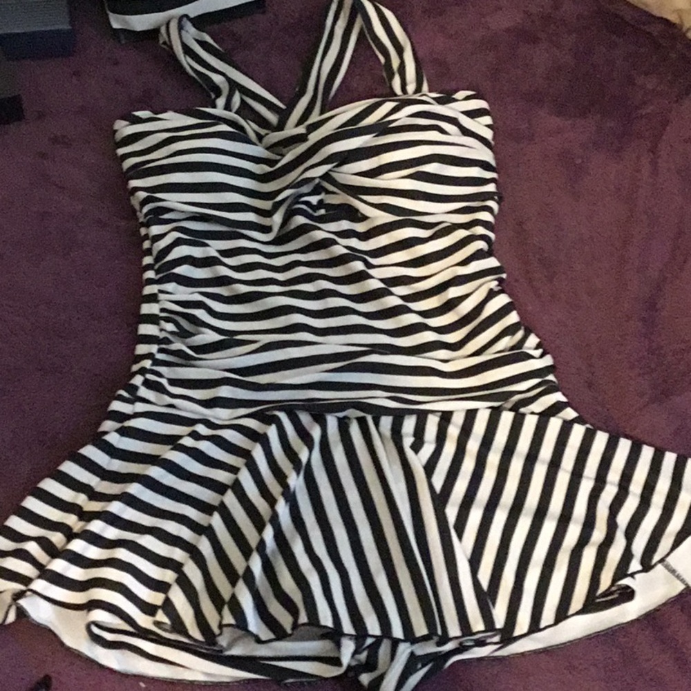 NWT Miyang Women’s 1 Piece Swimsuit